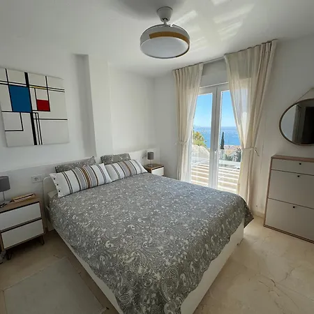El Tesorillo Tropical House Apartment